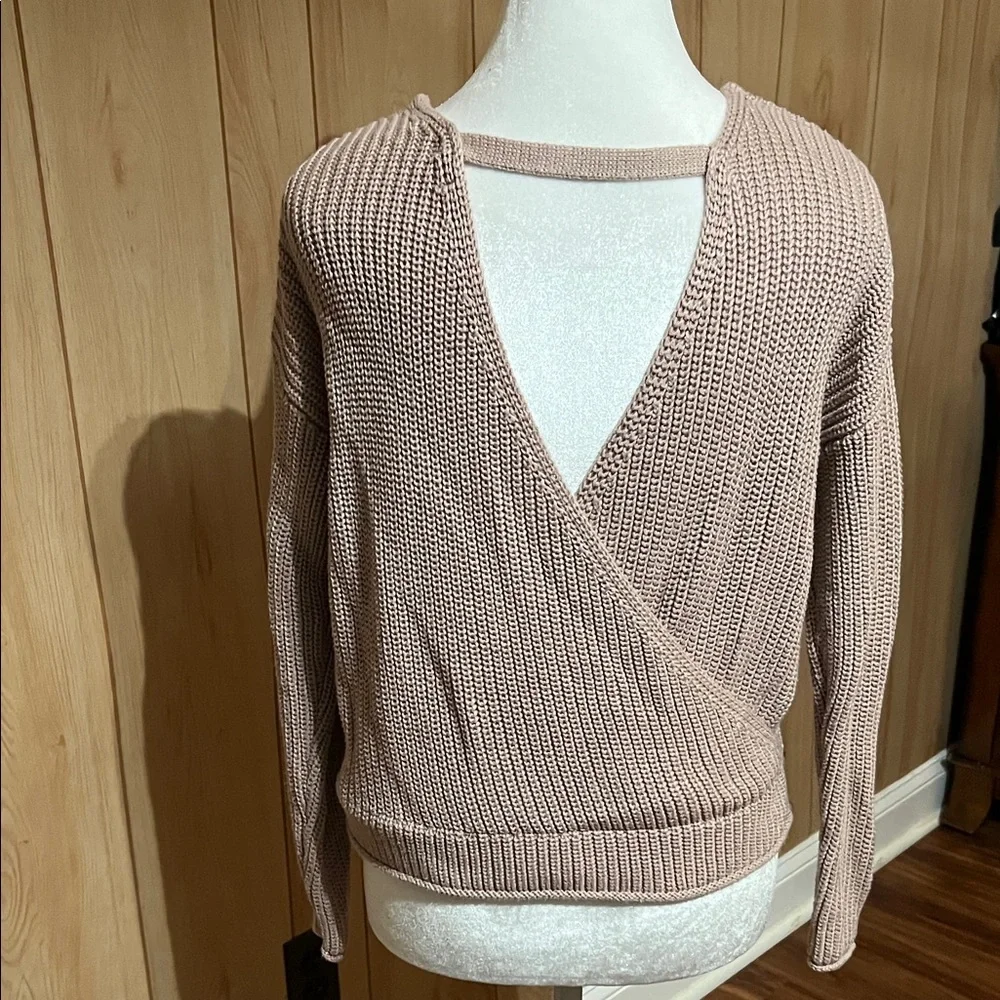 Moon & Madison Blush Pink V-Neck Wrap Front Chunky Knit Sweater Size Small